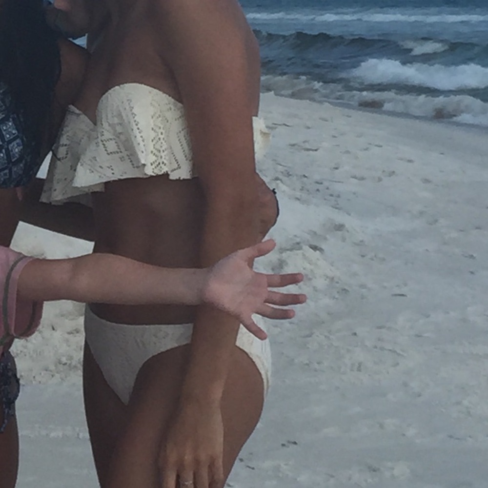 Target Off White Bikini Top - Picture 4 of 4
